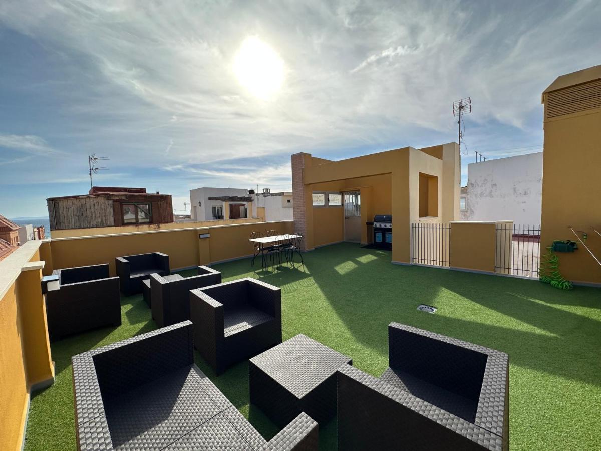 Central Apartment With Patio By Wayra Tarifa Exterior foto